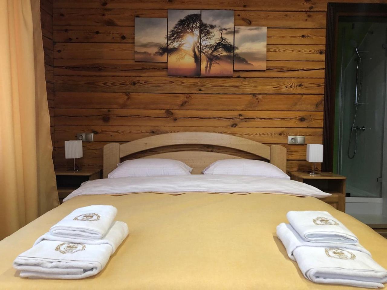 Golden Nest Apartment Yablunytsya Bagian luar foto
