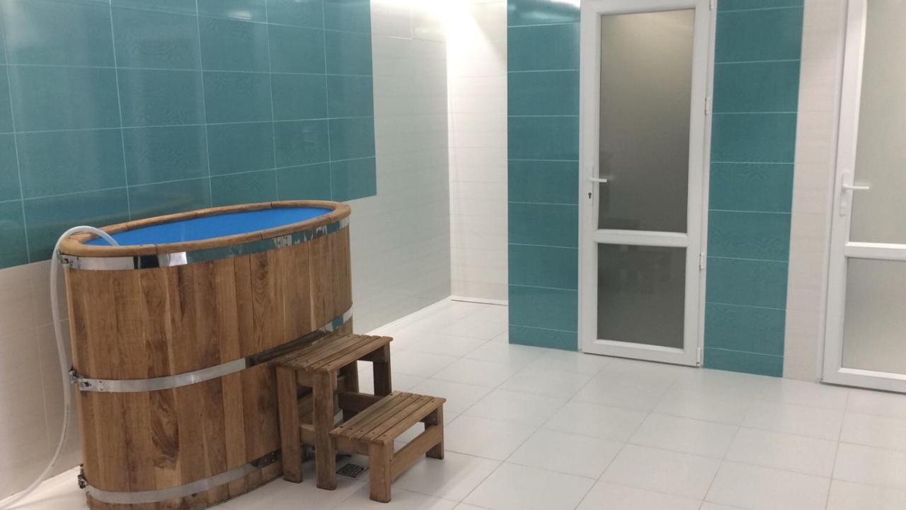 Golden Nest Apartment Yablunytsya Bagian luar foto